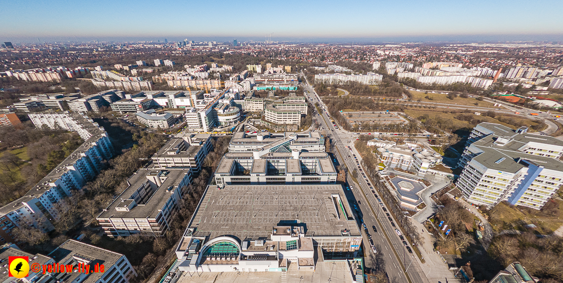 15.02.2023 - Luftbilder Perlach Plaza, Allianz, Wacker, Rentenversicherung, PEP